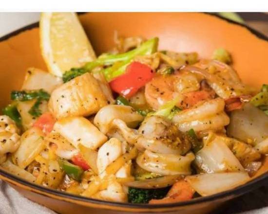 Aromatic Seafood Combination