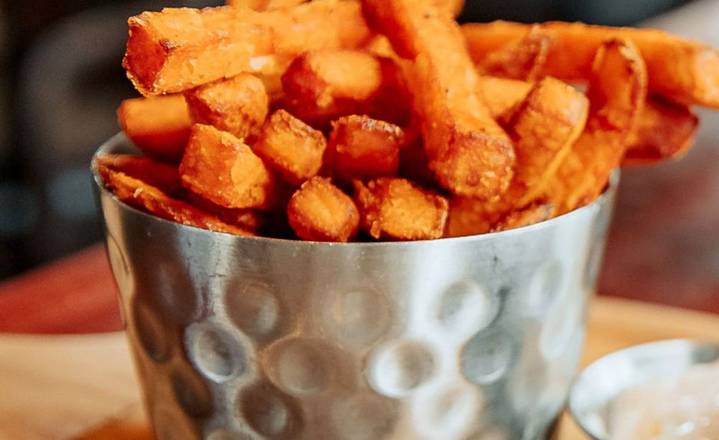 Frites de patates douces / Sweet Potato Fries