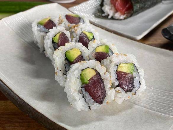 Spicy Tuna Avocado Roll(8pc)