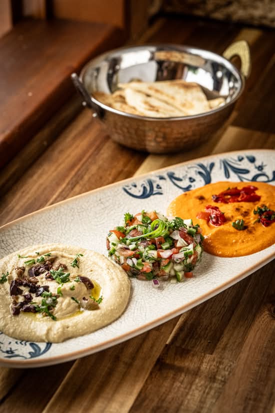 Hummus Rituel and Pita