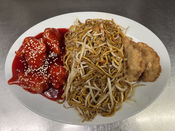 S2. Sesame chicken(5)+chow main+ potstickers(2)