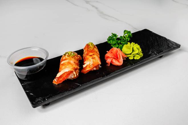 Grilled Salmon Sushi 2pcs