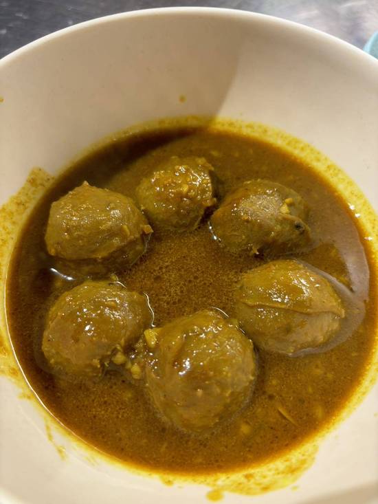 Curry Beef Balls 6 Pcs