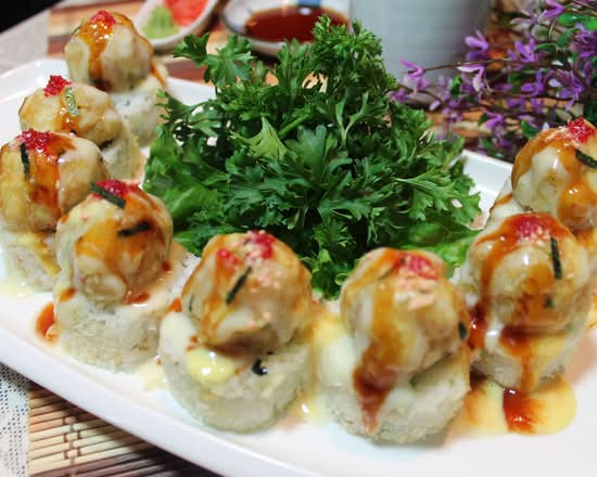 Rocky Mountain Roll (8 pcs)