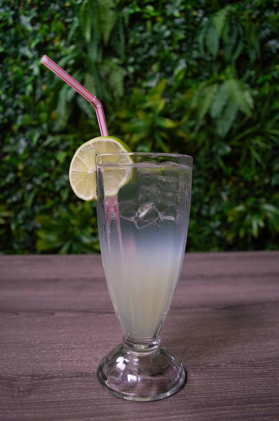 Iced Lemon Juice with Soda and Sugar (Soda Chanh Duong)