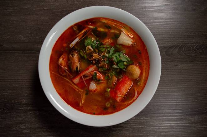 S6. Thai Style Seafood with Vermicelli (Bun Thai Lan)