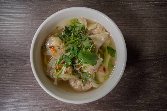 S5. Shrimp & Pork Wonton Egg Noodle Soup (Mi Hoanh Thanh)