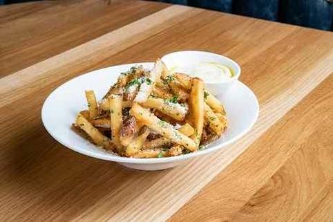 TRUFFLE PARMIGIANO FRIES