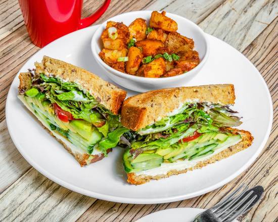 Veggie Delight Sandwich