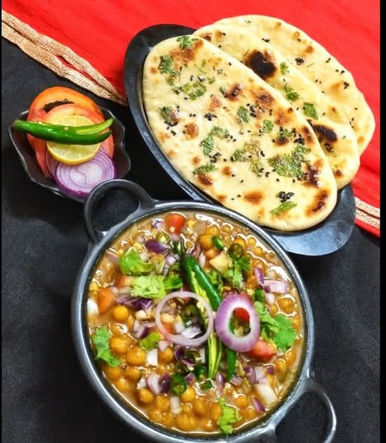 Chole kulche