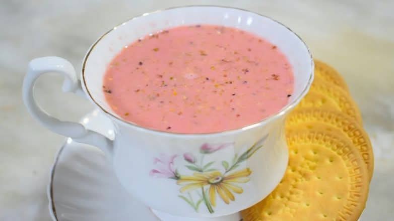 Kashmiri chai