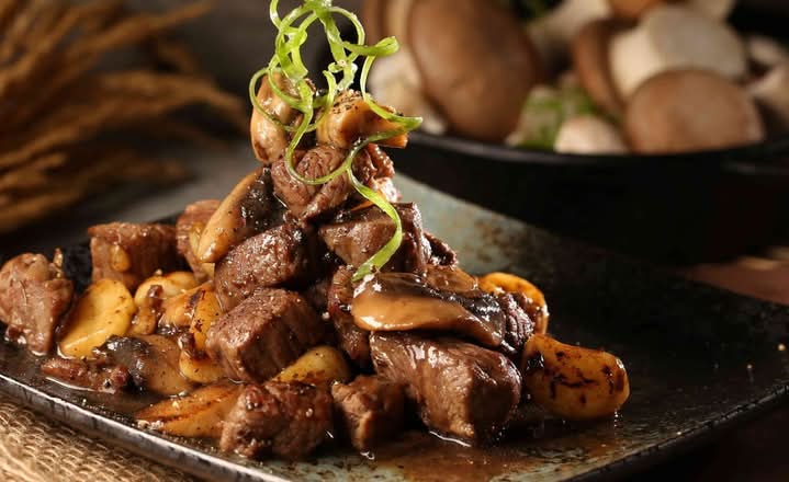 Teppanyaki Steak with Garlic