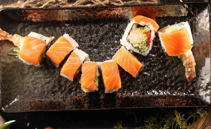 Red Dragon Roll [8pc]
