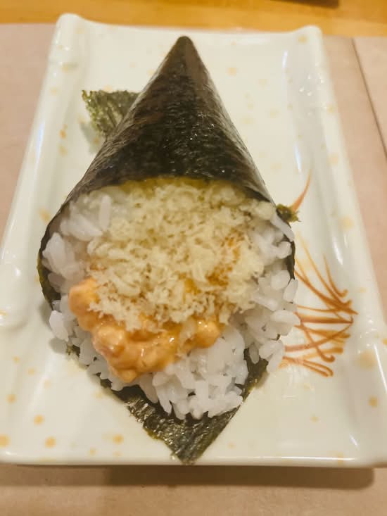 Spicy Salmon Hand Roll