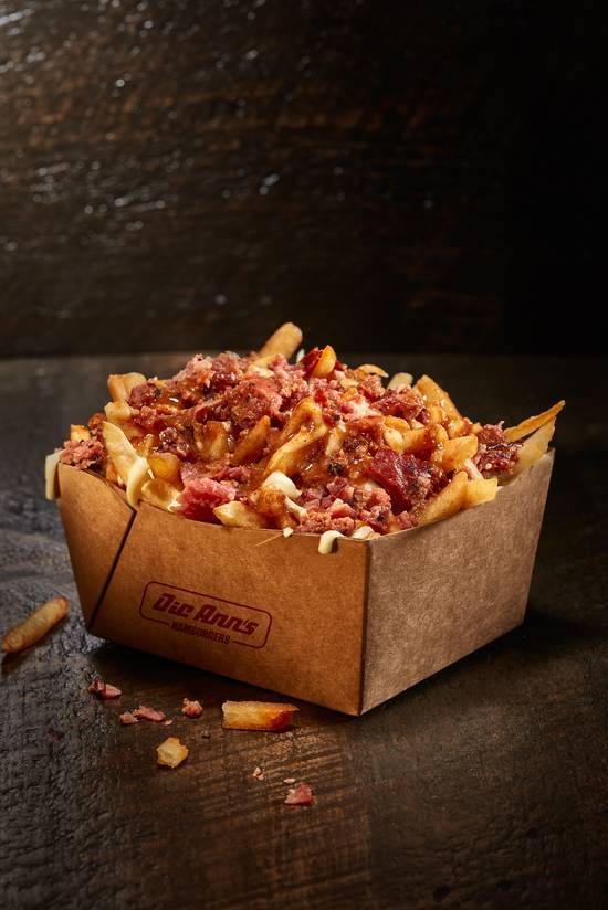 Poutine à la Viande Fumée / Smoked Meat Poutine
