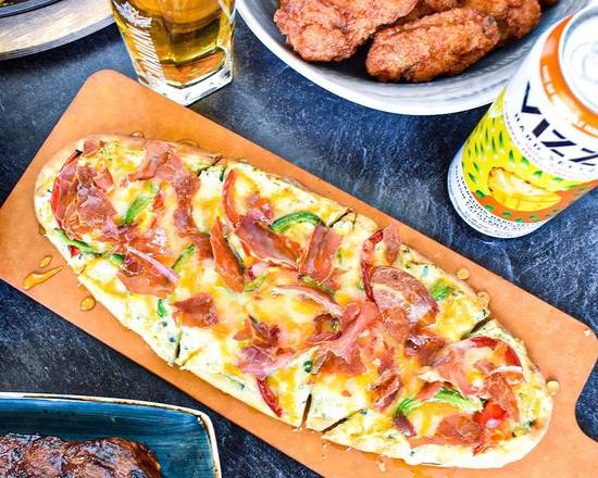 Honey and Crispy Prosciutto Flatbread
