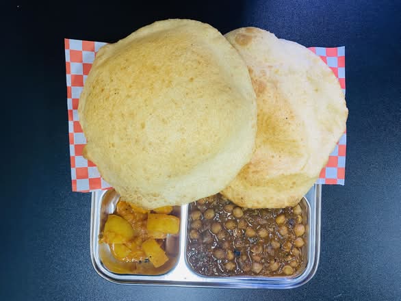 Chana Bhatura