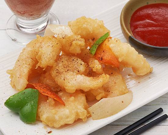 F09 - Crevettes pelées frites au sel et poivre / Peeled Shrimp Fried with Salt and Pepper