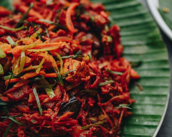 "Neruppu Daa!"  Spicy Chicken Kothu Roti
