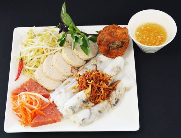 #116 Banh Cuốn Chả Lụa, Banh Cống