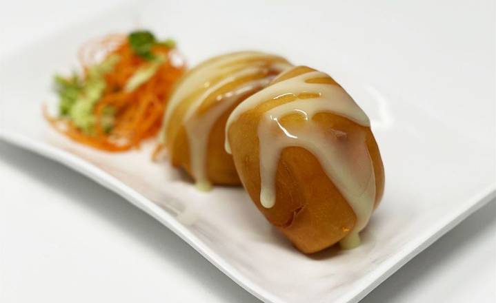 E. Petits pains frits (4 mcx) / Fried Buns (4 pcs)