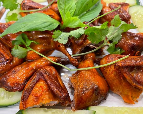 20. 2 Chim Cút Quay (Two Crispy Fried Butter Quails )