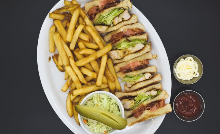 CLUB SANDWICH