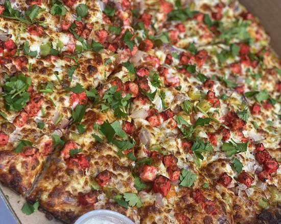 Tandoori Chicken Pizza