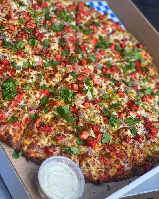 10' Tandoori Chicken Pizza