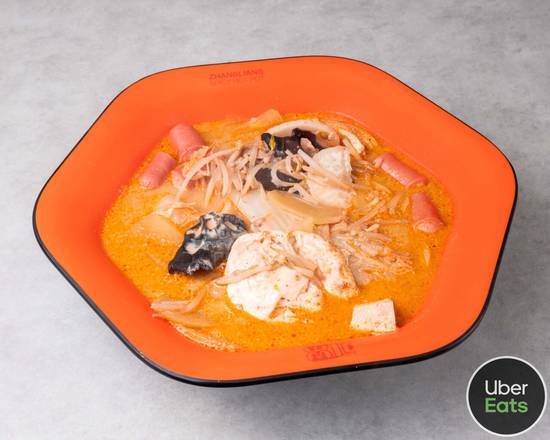 Pate de Riz en Soupe Épicée et Piquante / Rice noodle in Spicy and Hot Soup 麻辣米线