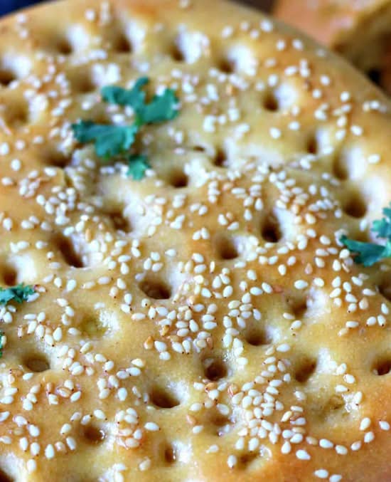 Roghni Naan Sesame