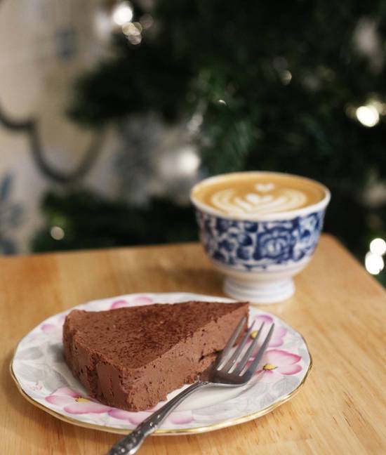vegan gluten free chocolate tofu cheesecake