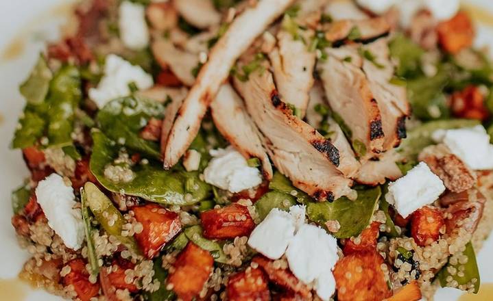 Salade de quinoa & poulet grillé / Quinoa & grilled chicken salad
