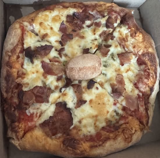 Pizza Spécial Chaumont / Chaumont Special Pizza
