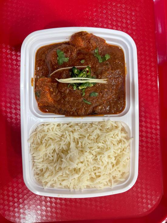 Chicken tikki masala with Basmati Rice and Naan Bread