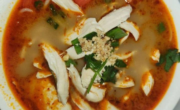 140C Malaysian Chicken Curry w/Lasksa noodles