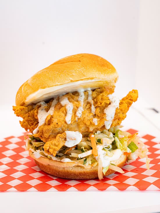 F1. Niloo Chicken Burger