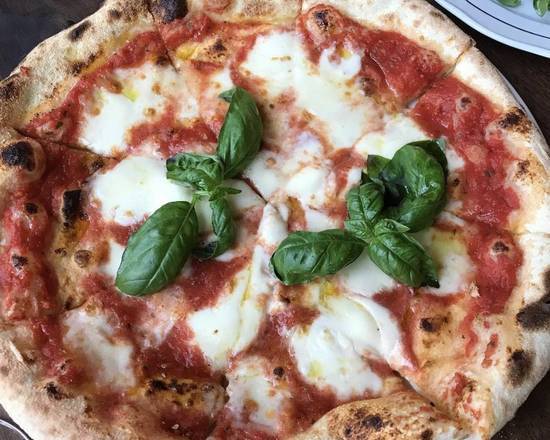 Pizza Margherita
