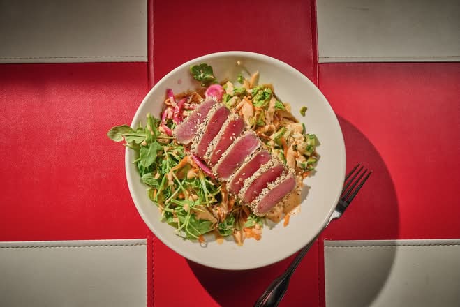 Bang Bang Tuna Bowl