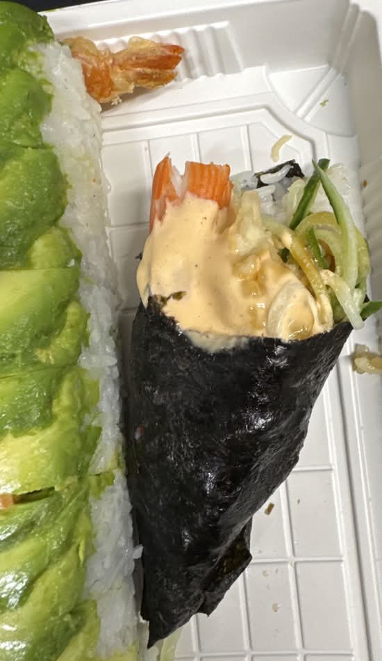 042. Crunchy Yummy Hand Roll