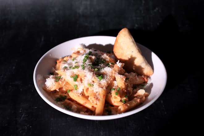 Penne au pesto de tomates séchées / Sun-Dried Tomato Pesto Penne