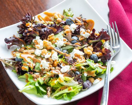 Walnut, Berry, and Goat Cheese Salad