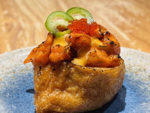 Spicy Salmon Inari