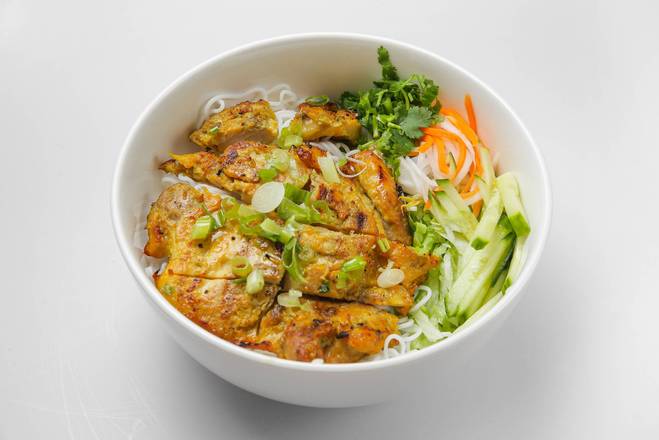 Lemongrass Grilled Chicken Vermicelli / BUN GA NUONG