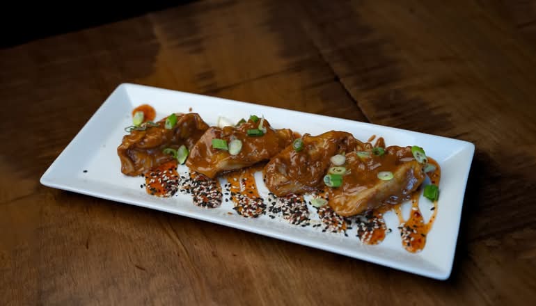 Dumplings au poulet (4) / Chicken dumplings (4)