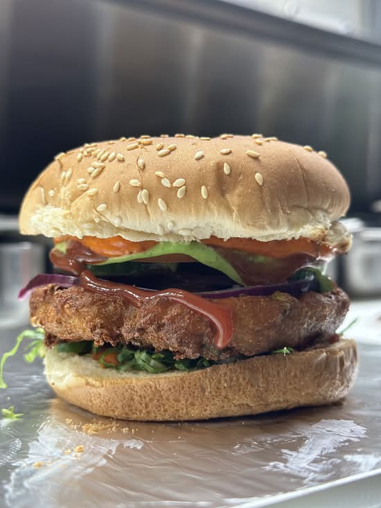 Aloo Tikki Burger