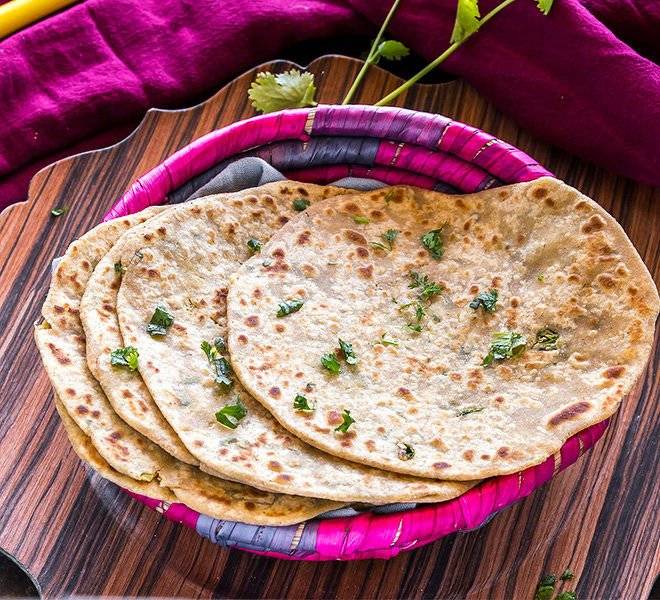 Mooli Parantha Plate