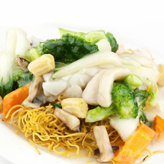 29. Deluxe Chow Mein