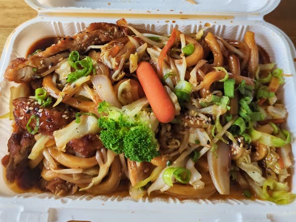 Chicken Yaki-Udon