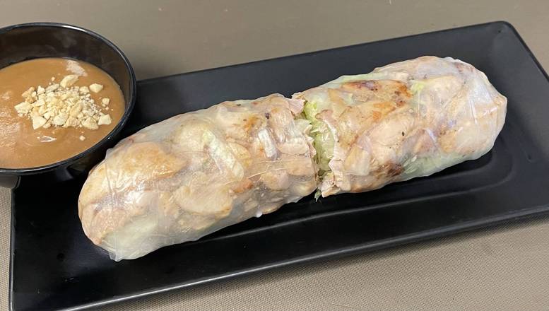 03. Grilled Chicken Salad Roll 🐓🫔/ Gỏi Cuốn Gà Nướng (1 pcs) 🐓🫔